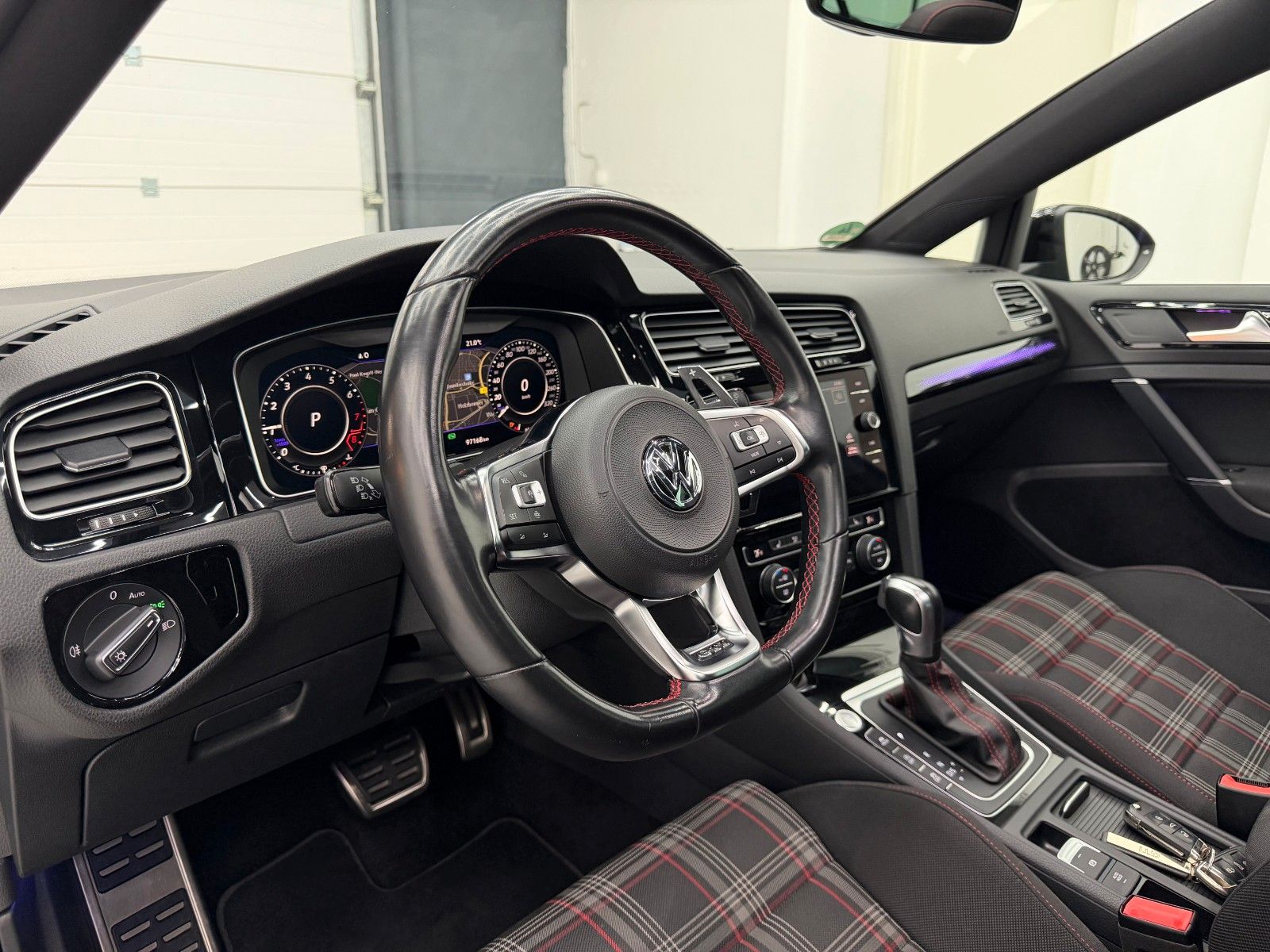 Volkswagen Golf VII Lim. GTI Performance*ACC*PANO*R.KAM* foto 5