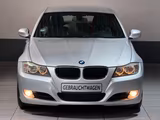 BMW Limousine 318d Facelift Navi Leder - BMW 3 Series aus 2009: Facelift
