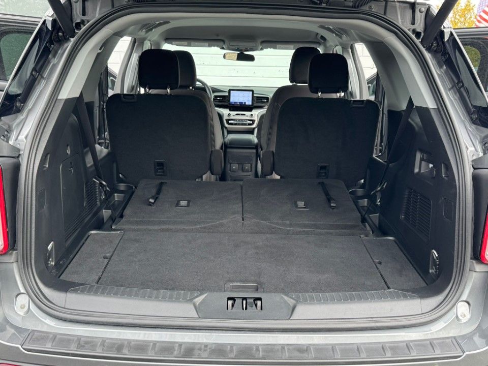 Fahrzeugabbildung Ford Explorer XLT 2.3 ECOBOOST 6-Sitzer