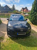 Skoda Karoq 1.5l TSI ACT DSG SPORTLINE SPORTLINE - Skoda Karoq von privat