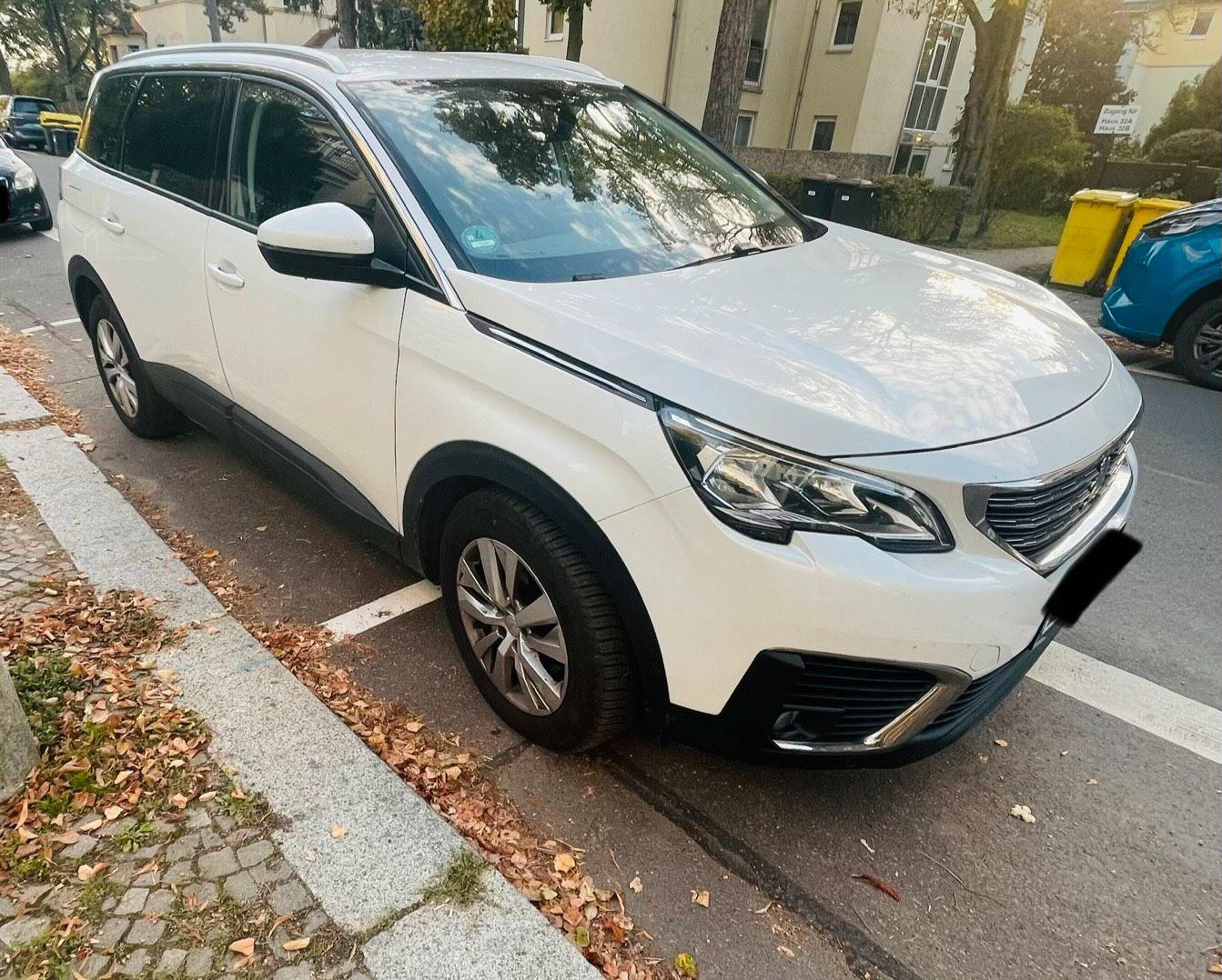 Peugeot 5008