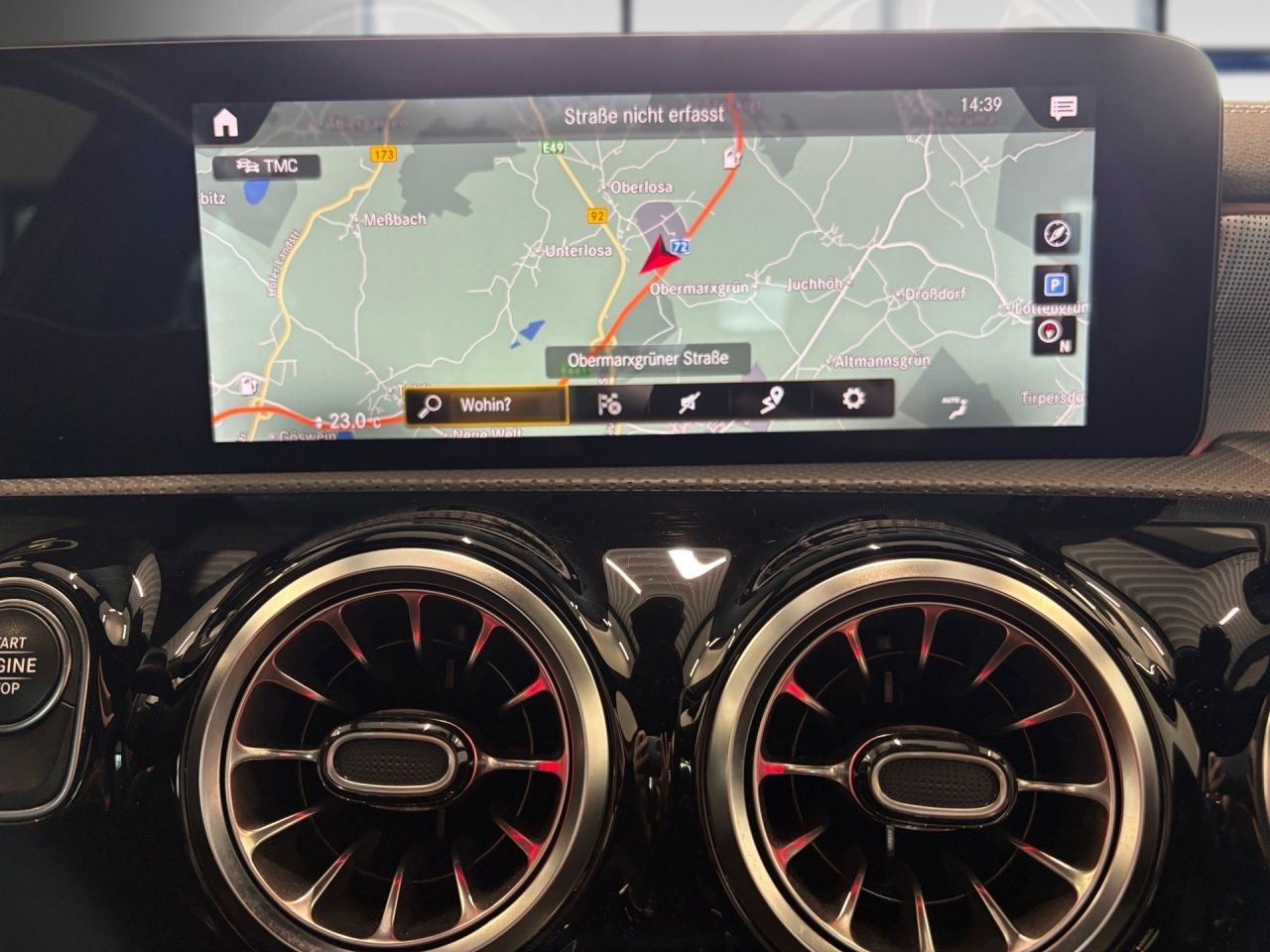 Fahrzeugabbildung Mercedes-Benz A 250 e AMG+NIGHT+MULTIB+BURM+STNDHZ+AMBIENTE++