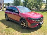 Mercedes-Benz EQB 250 - Mercedes EQB mit Anhängerkupplung