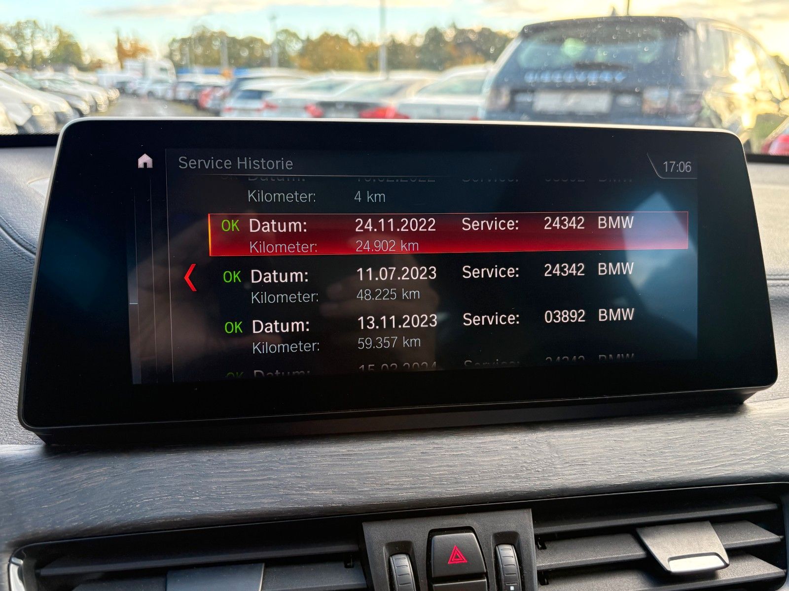 Fahrzeugabbildung BMW X1 sDrive18d Aut. M SPORTPAKET Navi LED Pano HUD