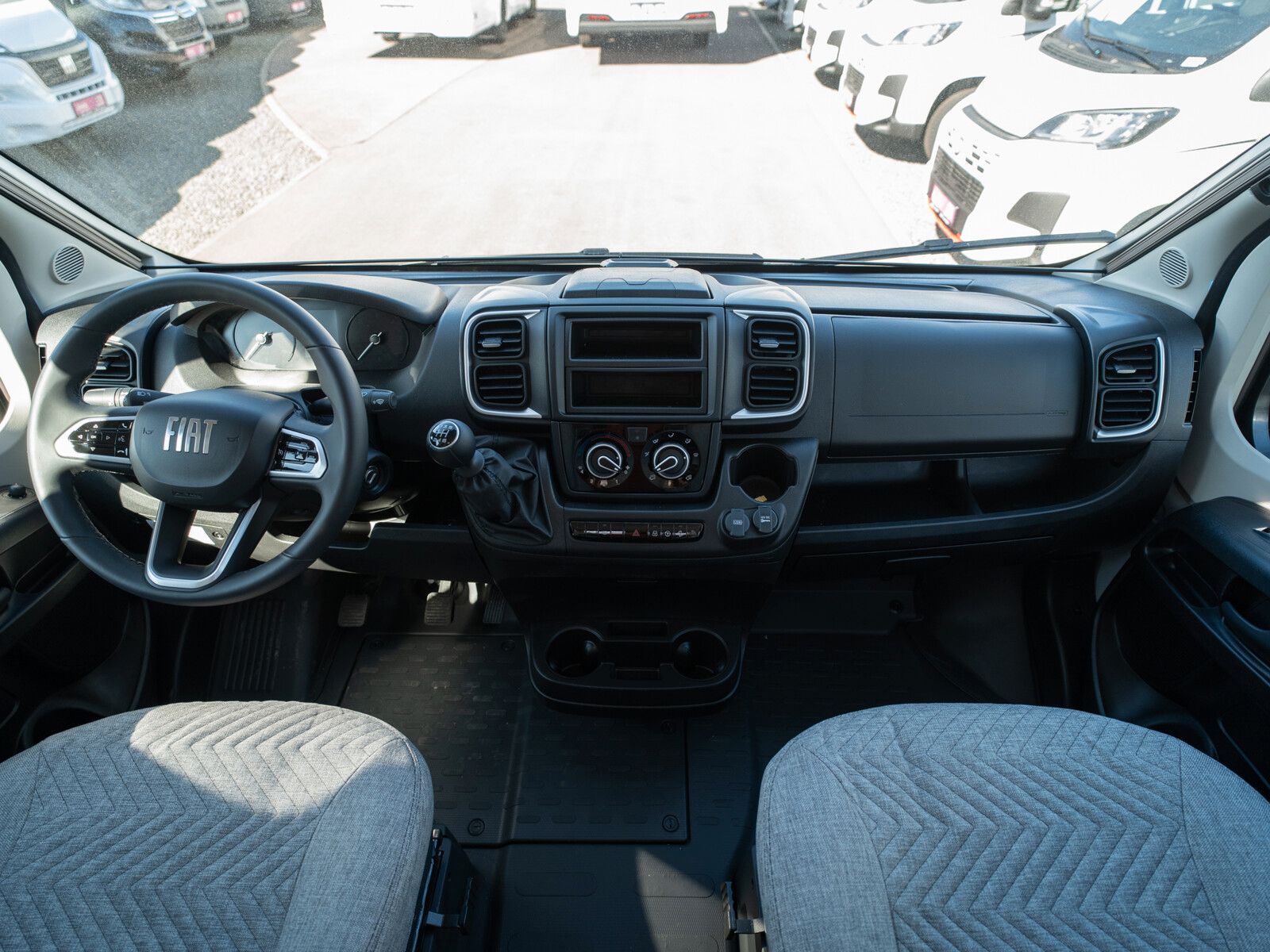 Fahrzeugabbildung Dethleffs Globetrail 540 DR Fiat Dieselheizung