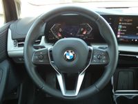 BMW 220 Active Tourer - Vorschau Bild 13