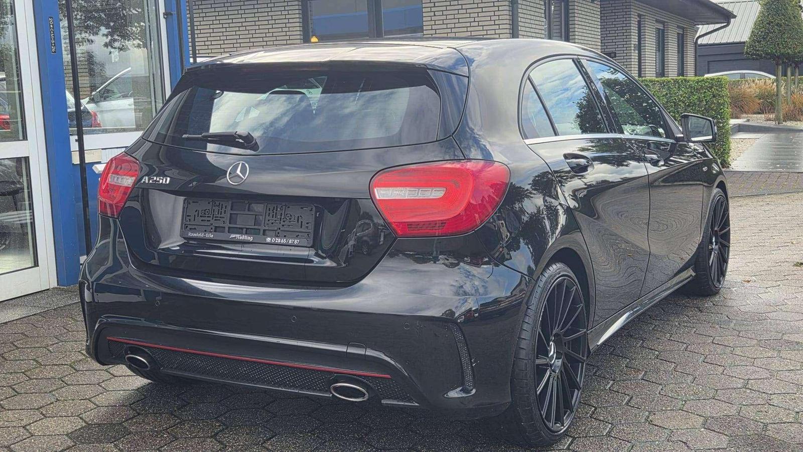 Mercedes-Benz A 250 A 250 Sport