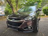 Hyundai ix35 Premium AWD*AUTOMATIK * - Hyundai ix35 Gebrauchtwagen in Duisburg
