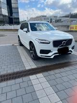 Volvo XC90 D5 AWD Geartronic R-Design R-Design - Volvo XC90 Gebrauchtwagen in Stuttgart