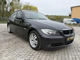 BMW 320 D 1.HND/AUTOMATIK/NAVI-PROF/S-DACH/S-HEFT - BMW 320 aus 2006: 320d