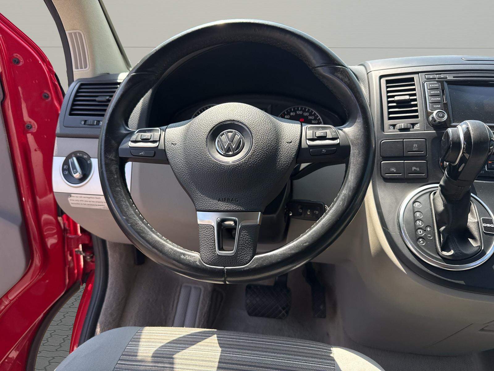 VOLKSWAGEN T5 CALIFORNIA COMFORTLINE 179 ch BVA - TOIT RELEVABLE - CAMERA DE RECUL - GPS - SIEGES CHAUFFANTS