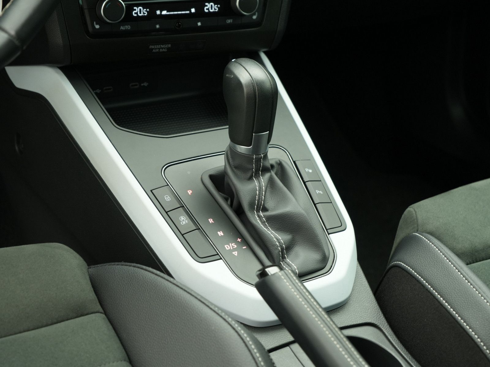 Seat Arona - Bild 14