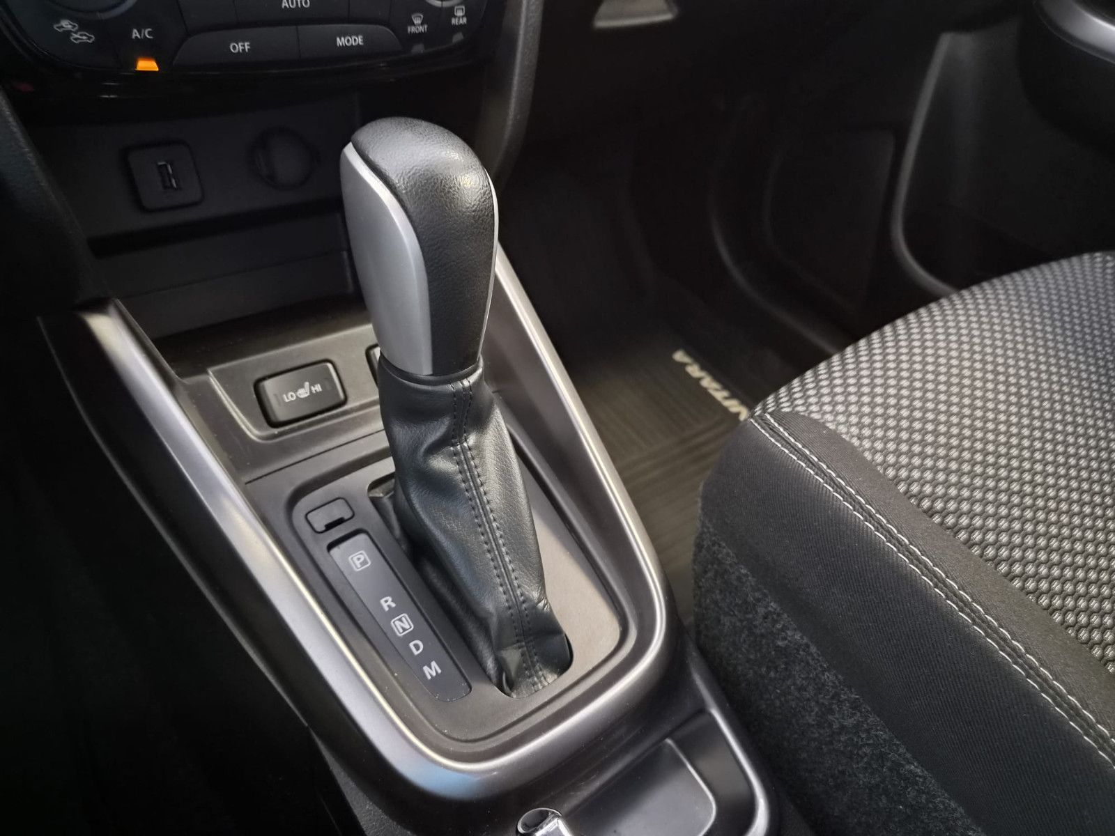 Fahrzeugabbildung Suzuki Vitara 1.4 Comfort / GEPFLEGT / GARANTIE /