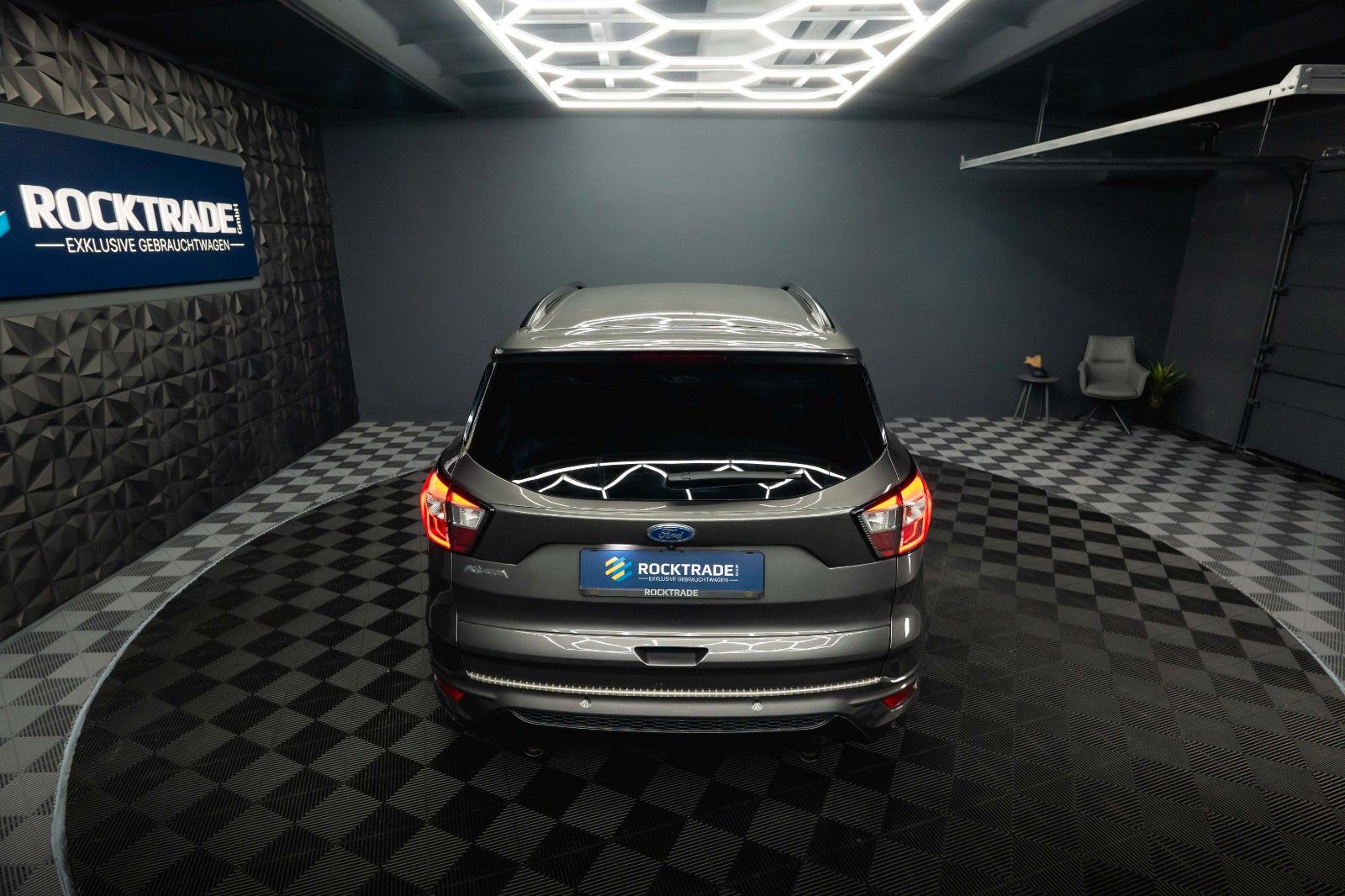 Fahrzeugabbildung Ford Kuga ST-Line 2.0 TDCi 4x4 *LED*Kamera*ACC*DAB*