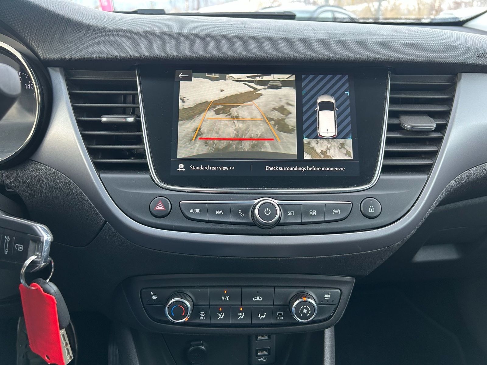 Fahrzeugabbildung Opel Crossland°Automatik°Kamera°1.Hand°LED°