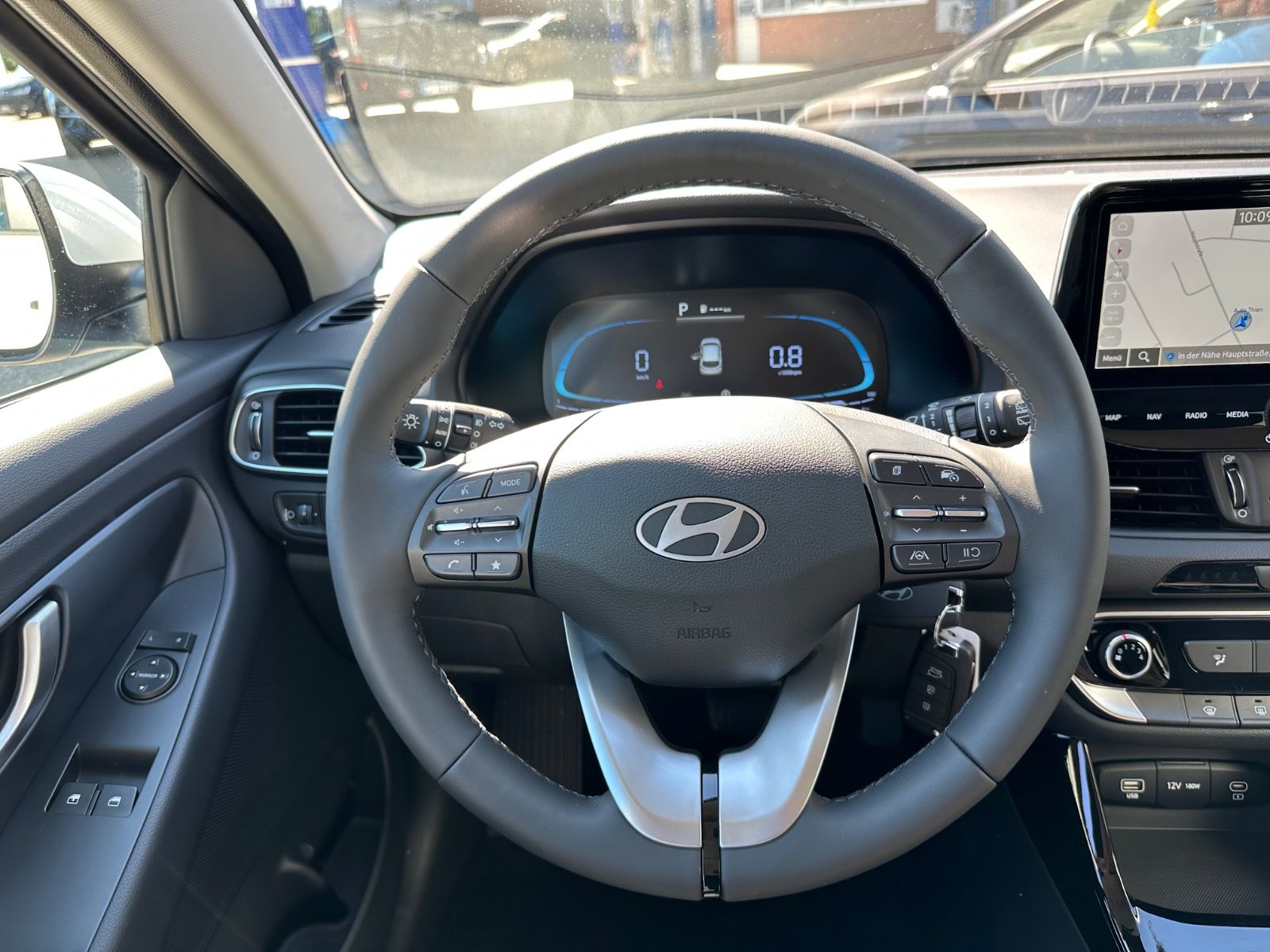 Fahrzeugabbildung Hyundai i30 Kombi 1.0 T-GDI DCT Comfort Navi/GRA/Shzg