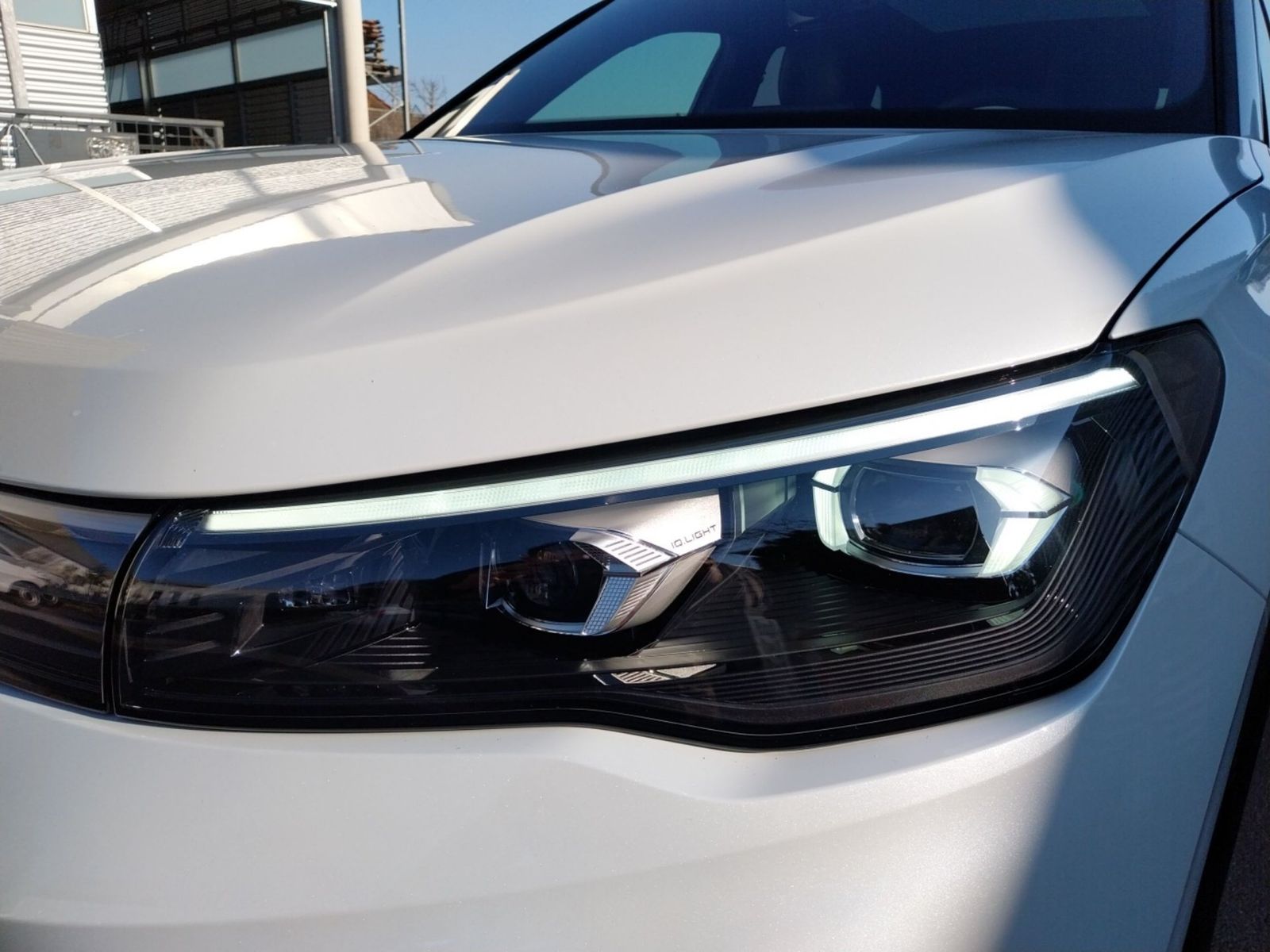 Volkswagen Tiguan 2.0l TDI 4MOTION DSG R-Line HeadUp LM foto 4