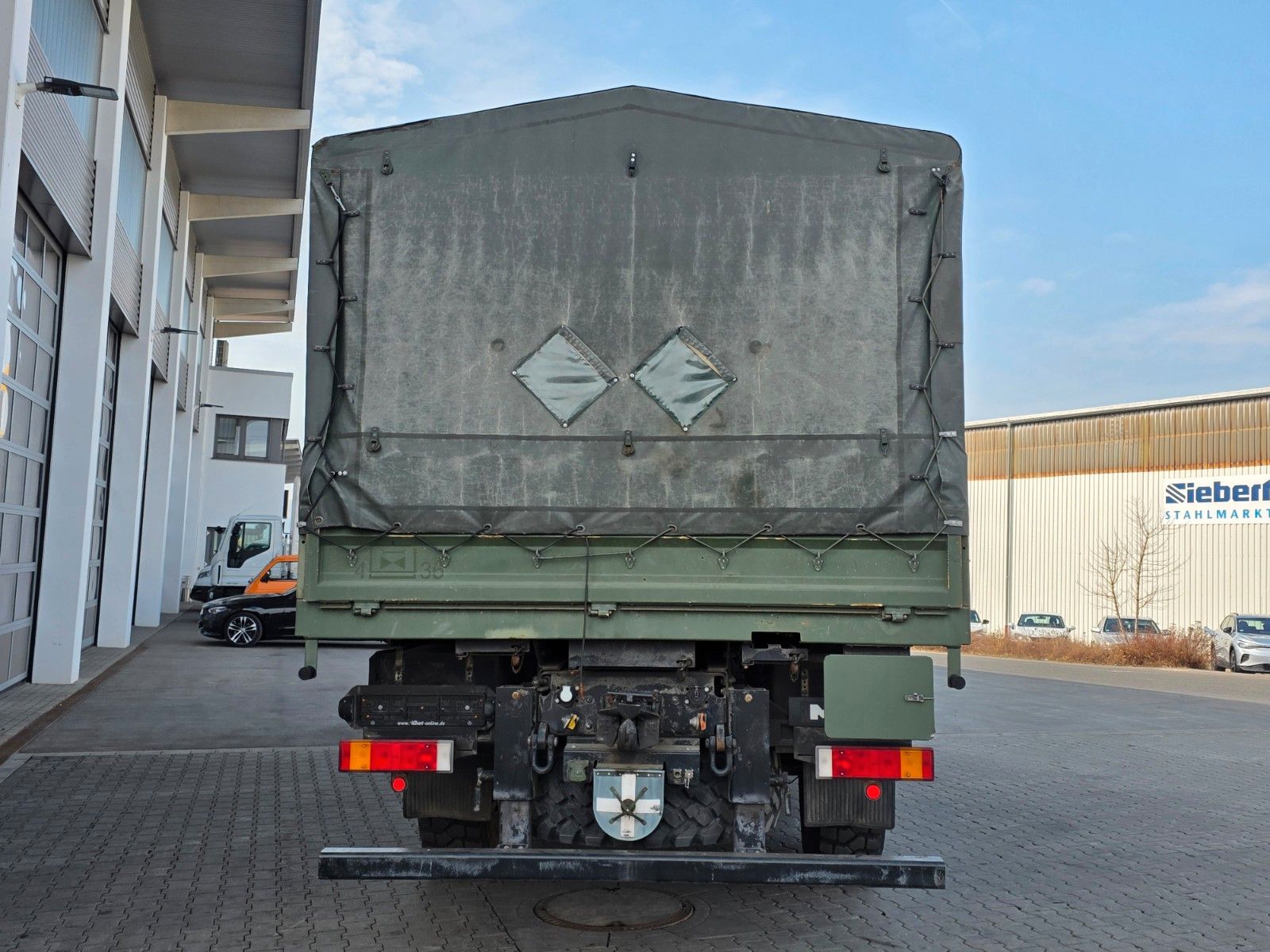Fahrzeugabbildung MAN TGA 18.360 4x4 BB 3 Sitze Schalter Expedition
