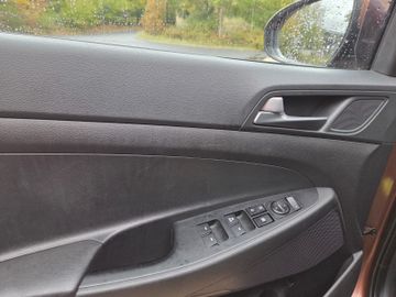Hyundai TUCSON - 12