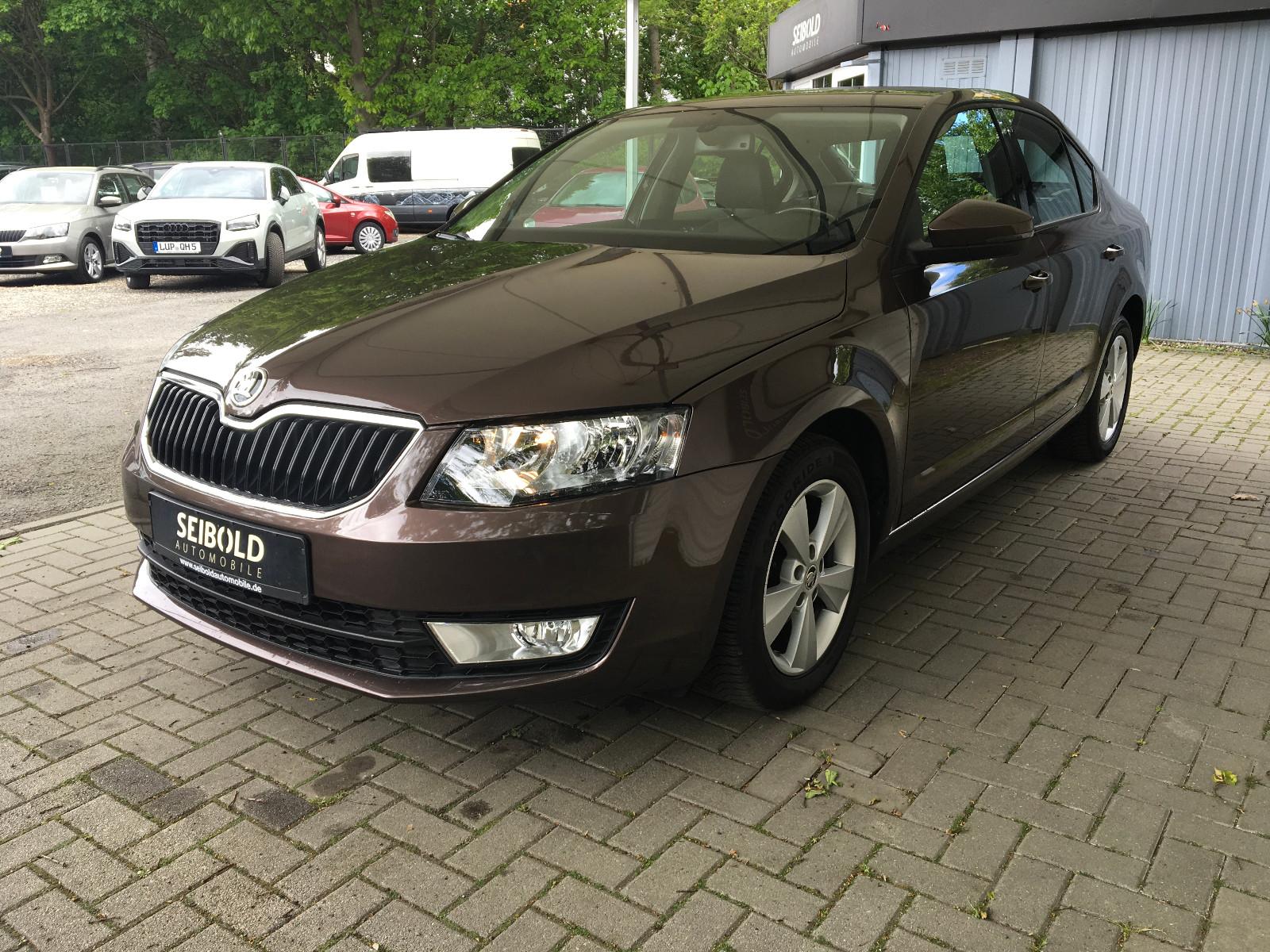 Skoda Octavia 1.2 TSI Lim-Fließheck/Autom/Navi/AHK/DAB