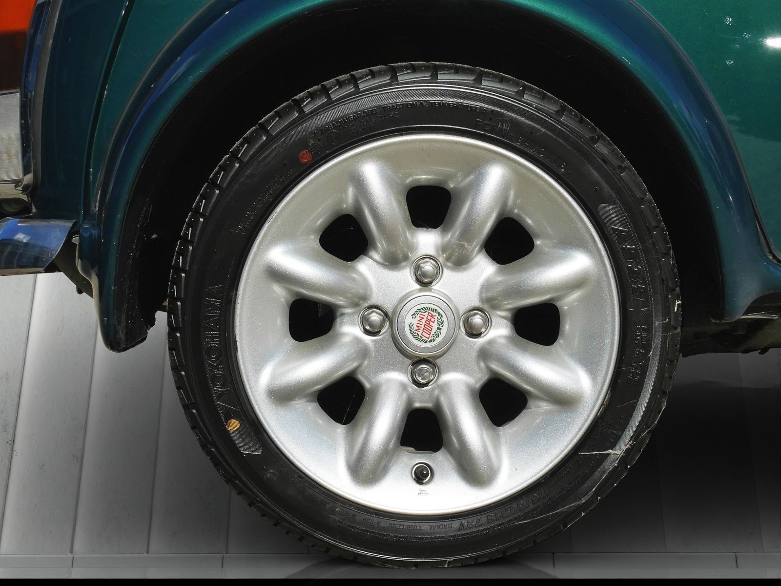 Fahrzeugabbildung MINI Cooper  1,3L*1300 Sports Pack*gepflegter Zustand