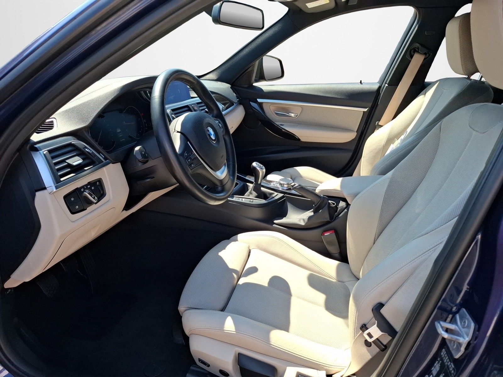BMW 320i Touring Sport Line Shadow KLIMA / LED / NAV - Image 9
