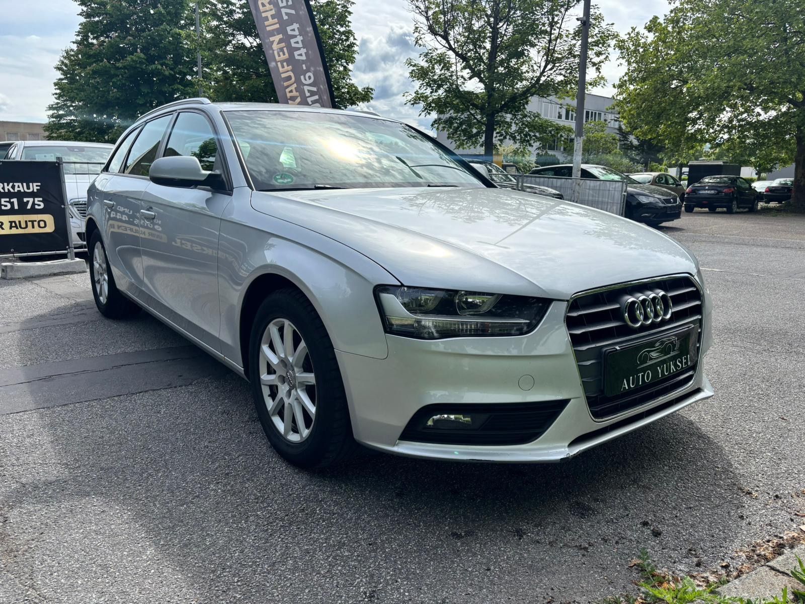 Audi A4 - 1