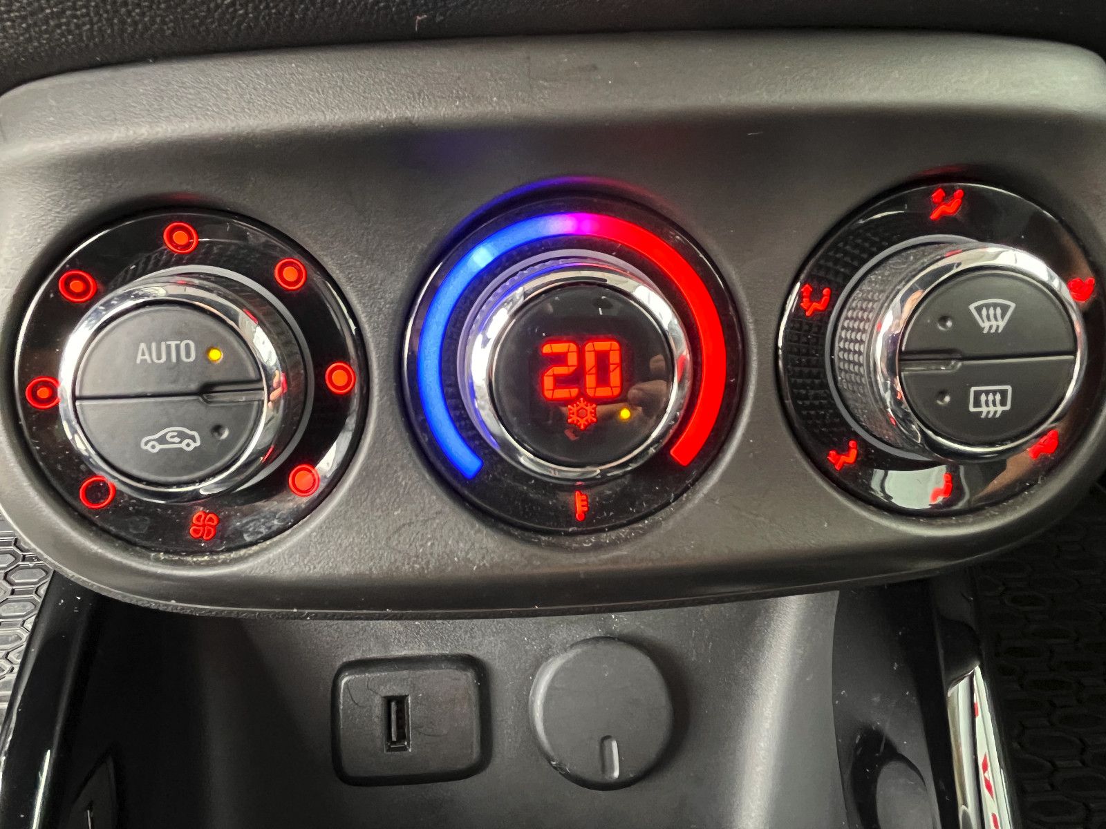 Fahrzeugabbildung Opel Adam Open Air ecoFlex