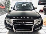 Mitsubishi Pajero 5-Türer Final Edition 3.2 DI-D Automatik - Mitsubishi Pajero in Hamburg
