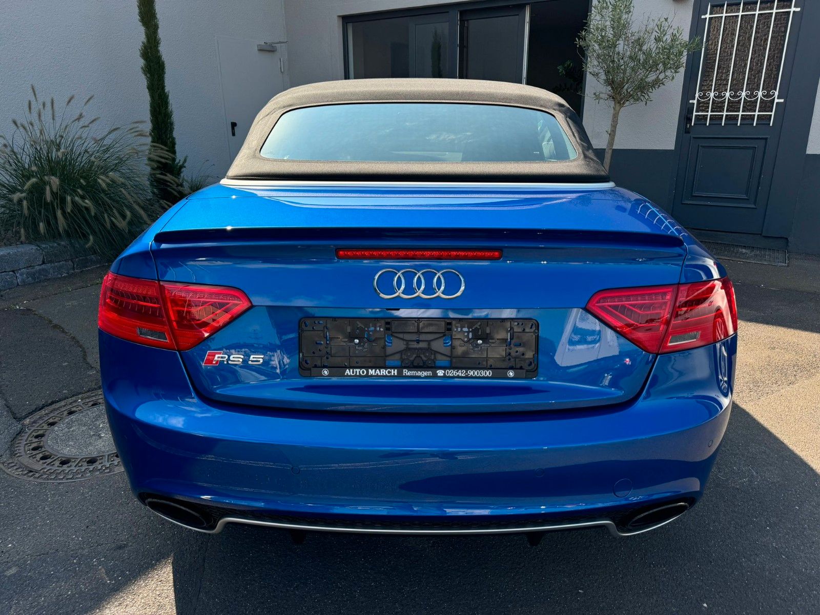 Fahrzeugabbildung Audi RS5 RS 5 Cabriolet 4.2 FSI quattro