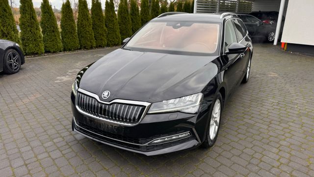 Skoda Superb Combi Style iV plug-in