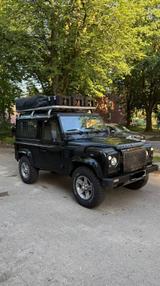 Land Rover Defender 90 2,4l Td4 Station Wagon SE - Land Rover Defender Gebrauchtwagen in Hamburg