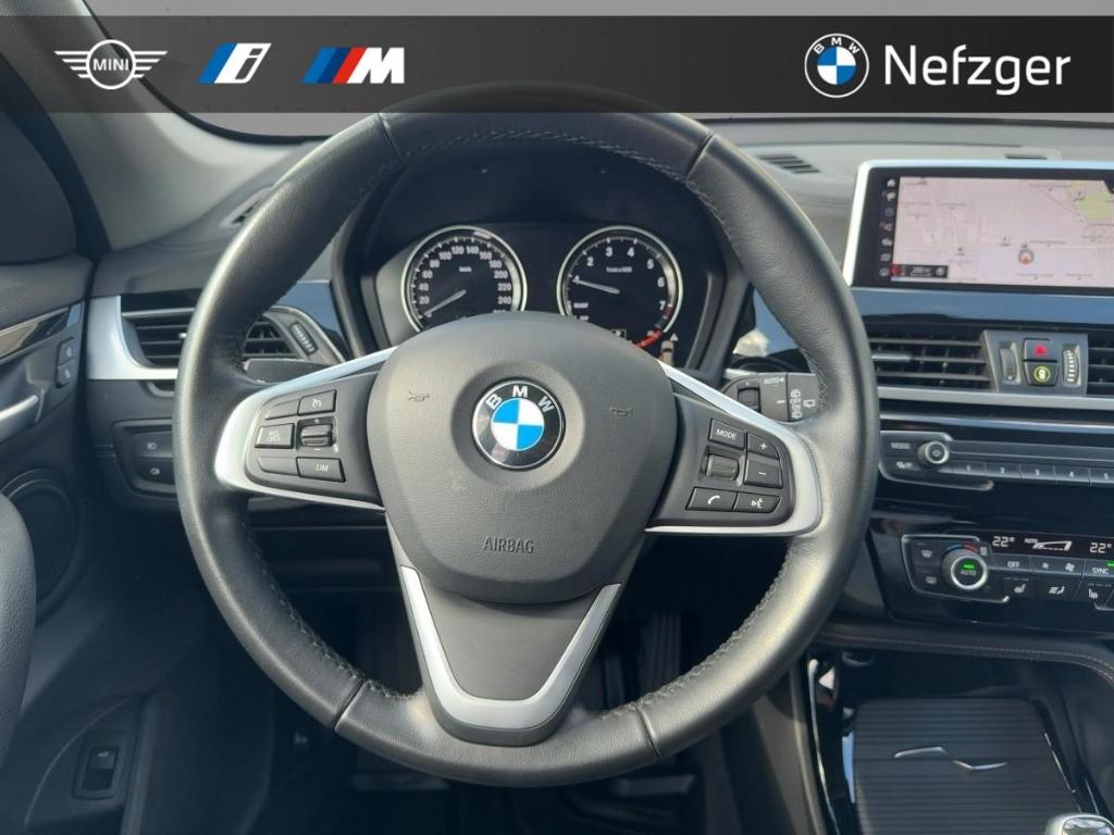 BMW X1 sDrive18i X-Line Parkassistent LED-Scheinwerf, миниатюра 10