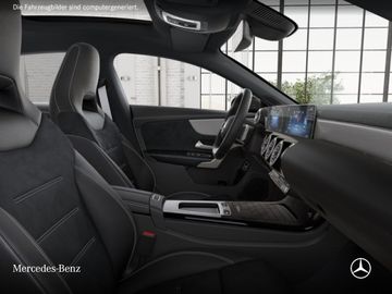 Mercedes CLA 180 Shooting Brake - 11