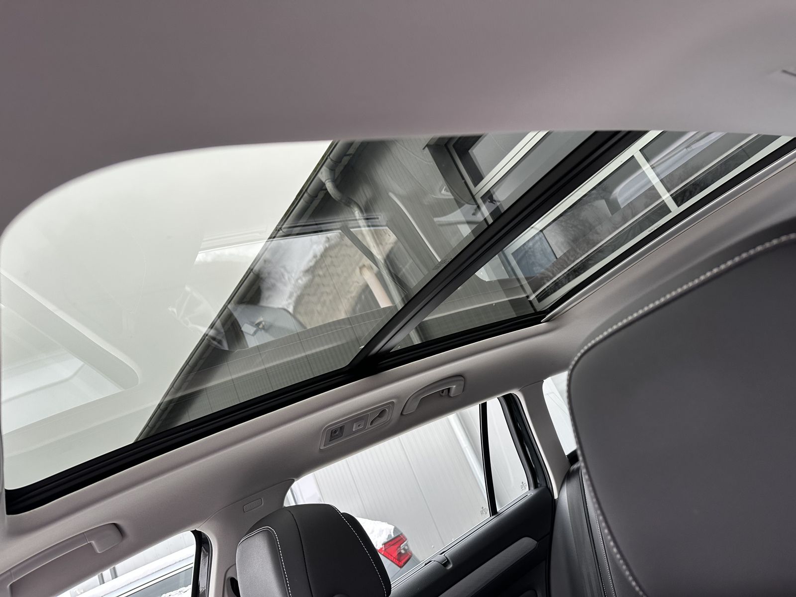 Fahrzeugabbildung Volkswagen Passat Variant GTE NAV+IQ-LIGHT+PANO+17ZO+KAMERA