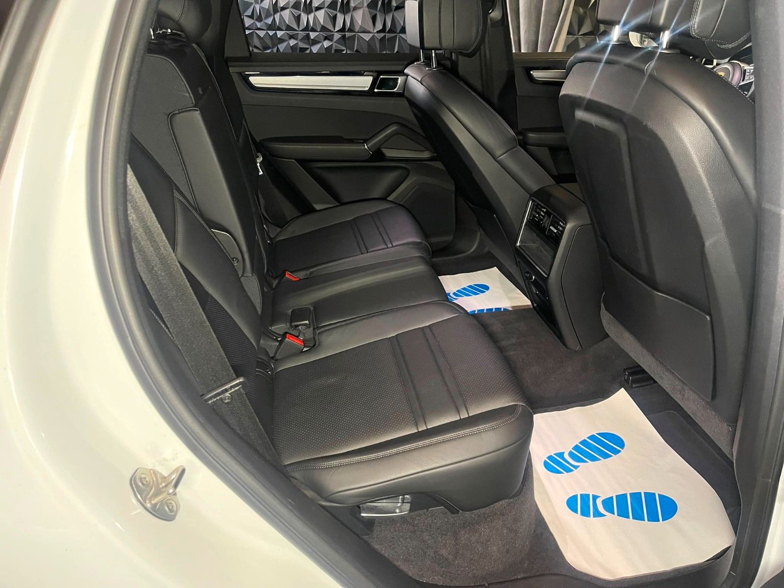 Porsche Cayenne schwenkbare AHK,Leder, Kamera foto 17