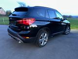 BMW X1 xDrive20d Sport Line HUD LED AHK Automatik - BMW X1 von privat