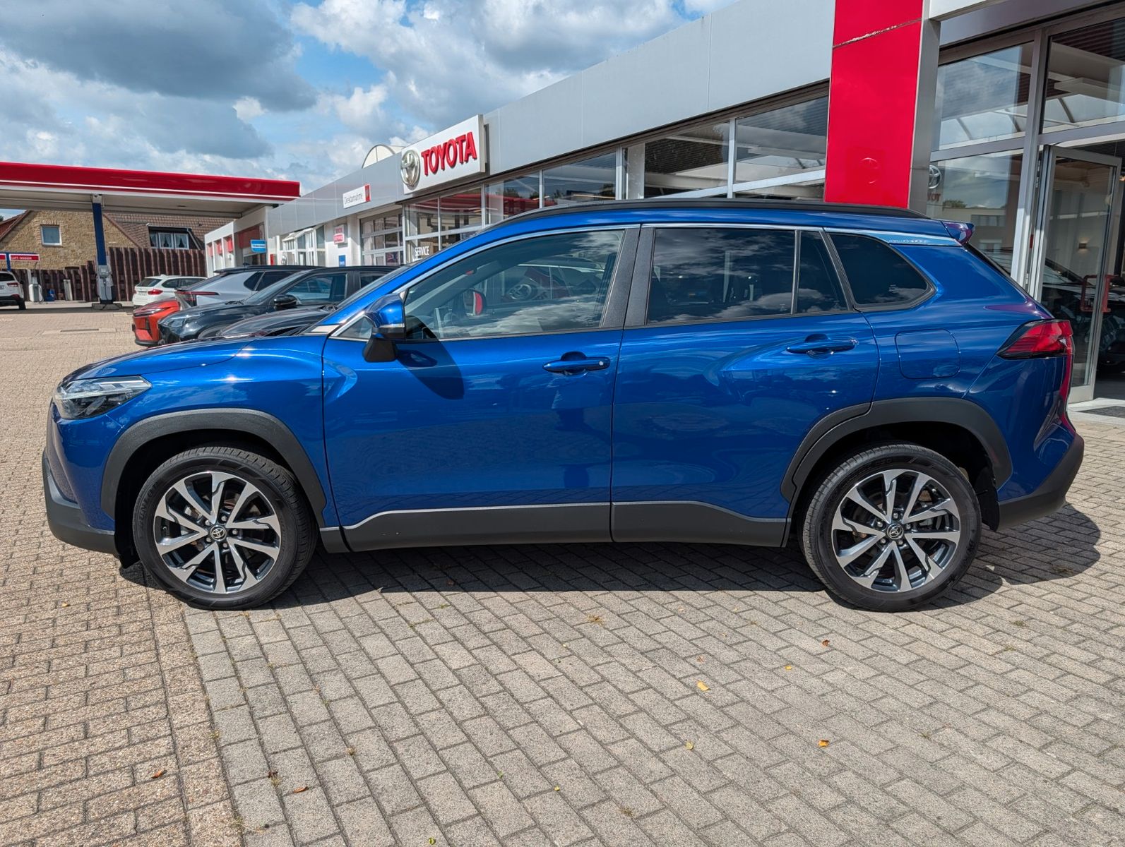 Toyota Corolla Cross 2.0-l-VVT-i Hybrid Style-Comfort foto 2