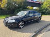 Volkswagen Passat Lim. V6 FSI Highline 4Motion - Volkswagen Passat aus 2007: Highline