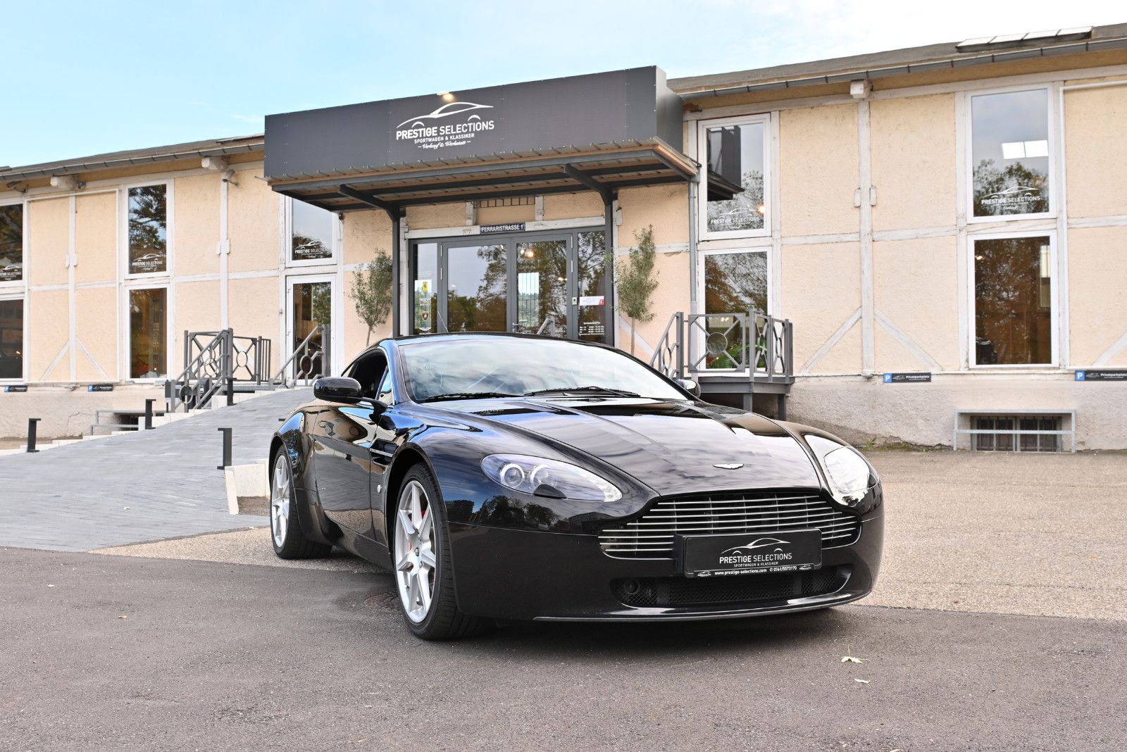 Aston Martin V8 Vantage