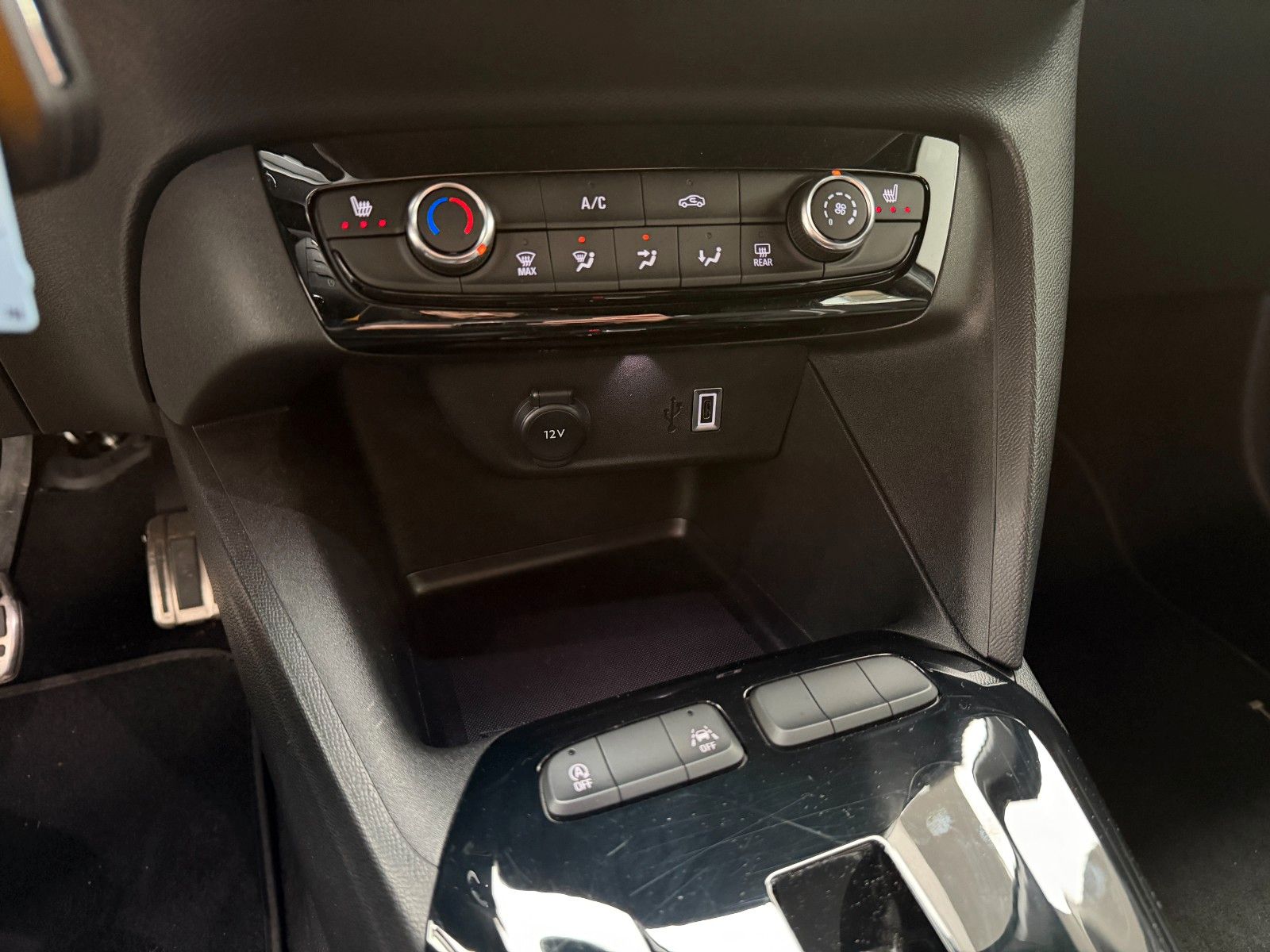 Fahrzeugabbildung Opel Corsa F GS 100PS Automatik/LED/SHZ/Kamera!