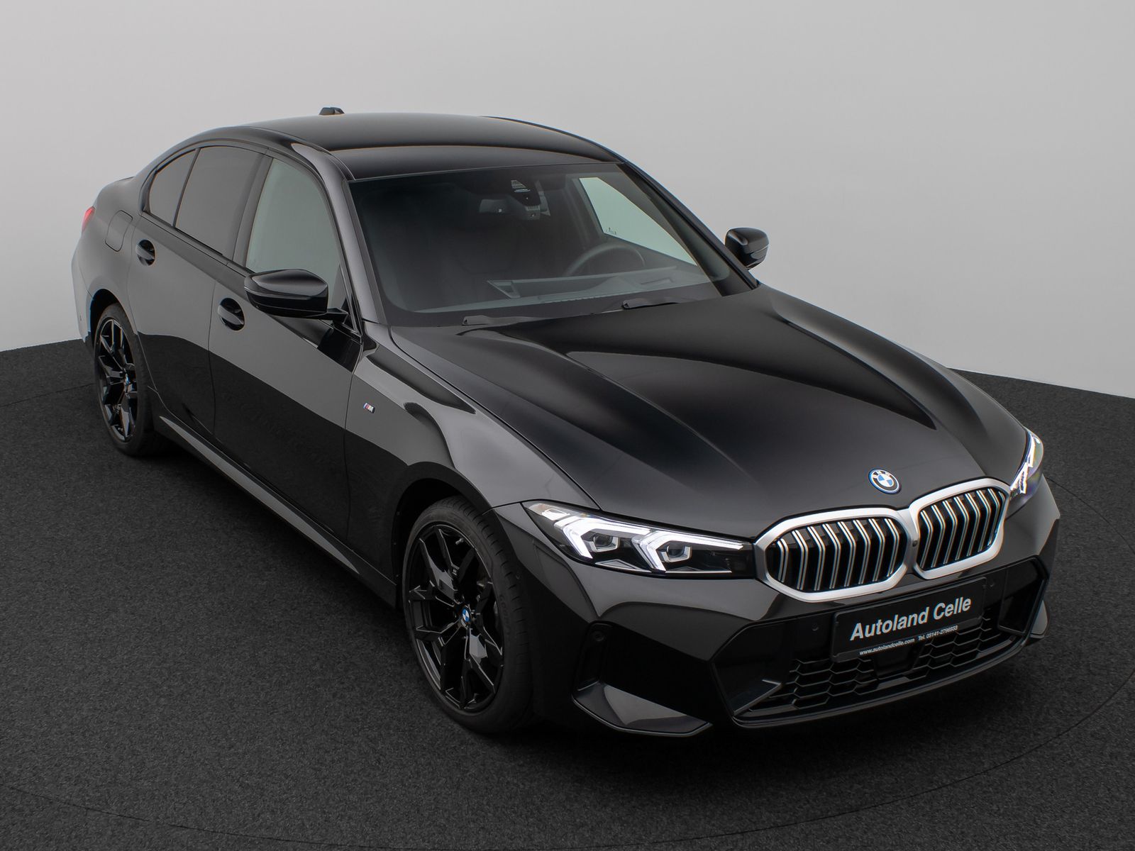 Fahrzeugabbildung BMW 330e M Sport 360°HUD DAB H/K Alarm ParkAs 19Zoll