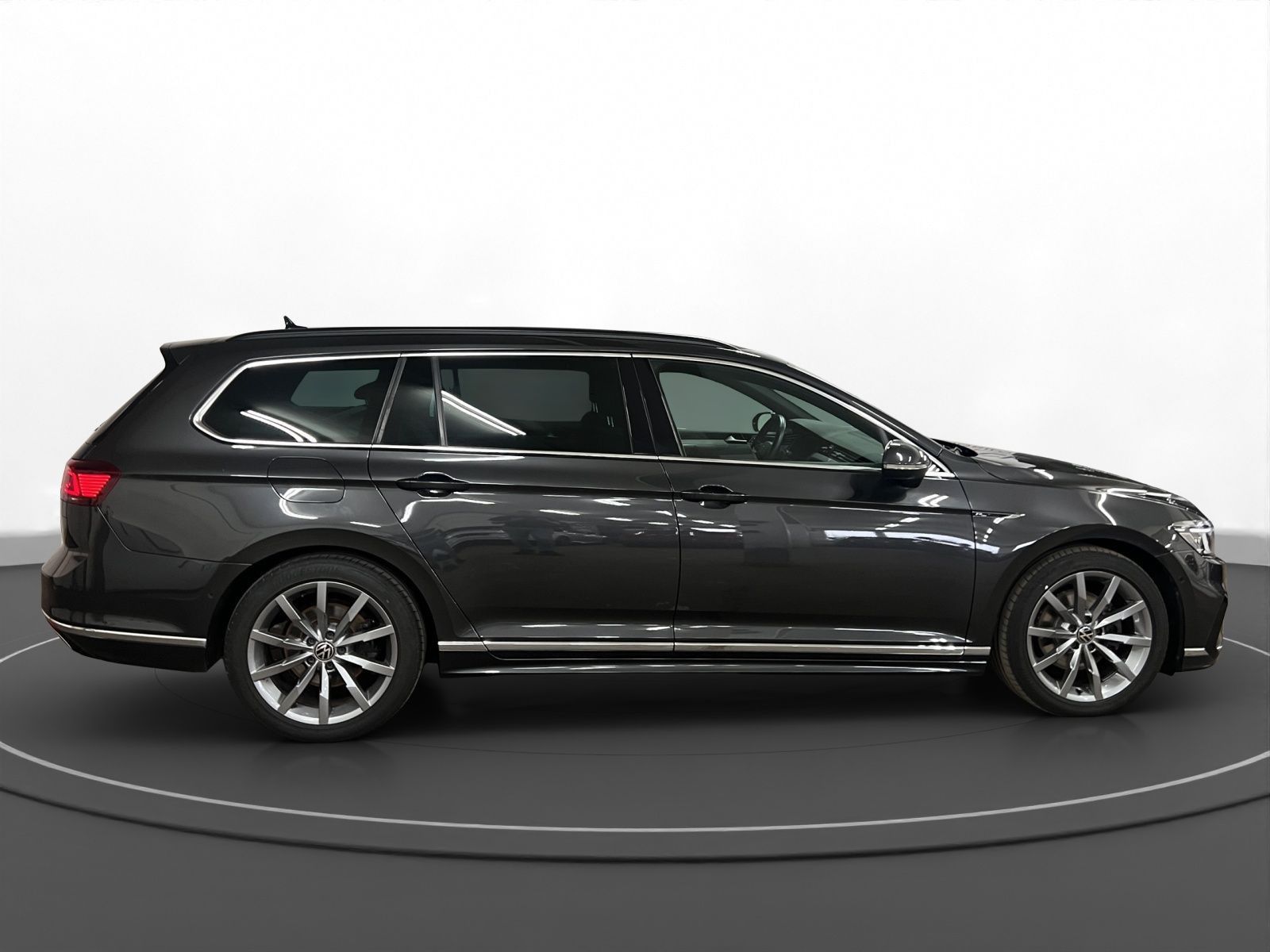 Volkswagen Passat Variant - Bild 5
