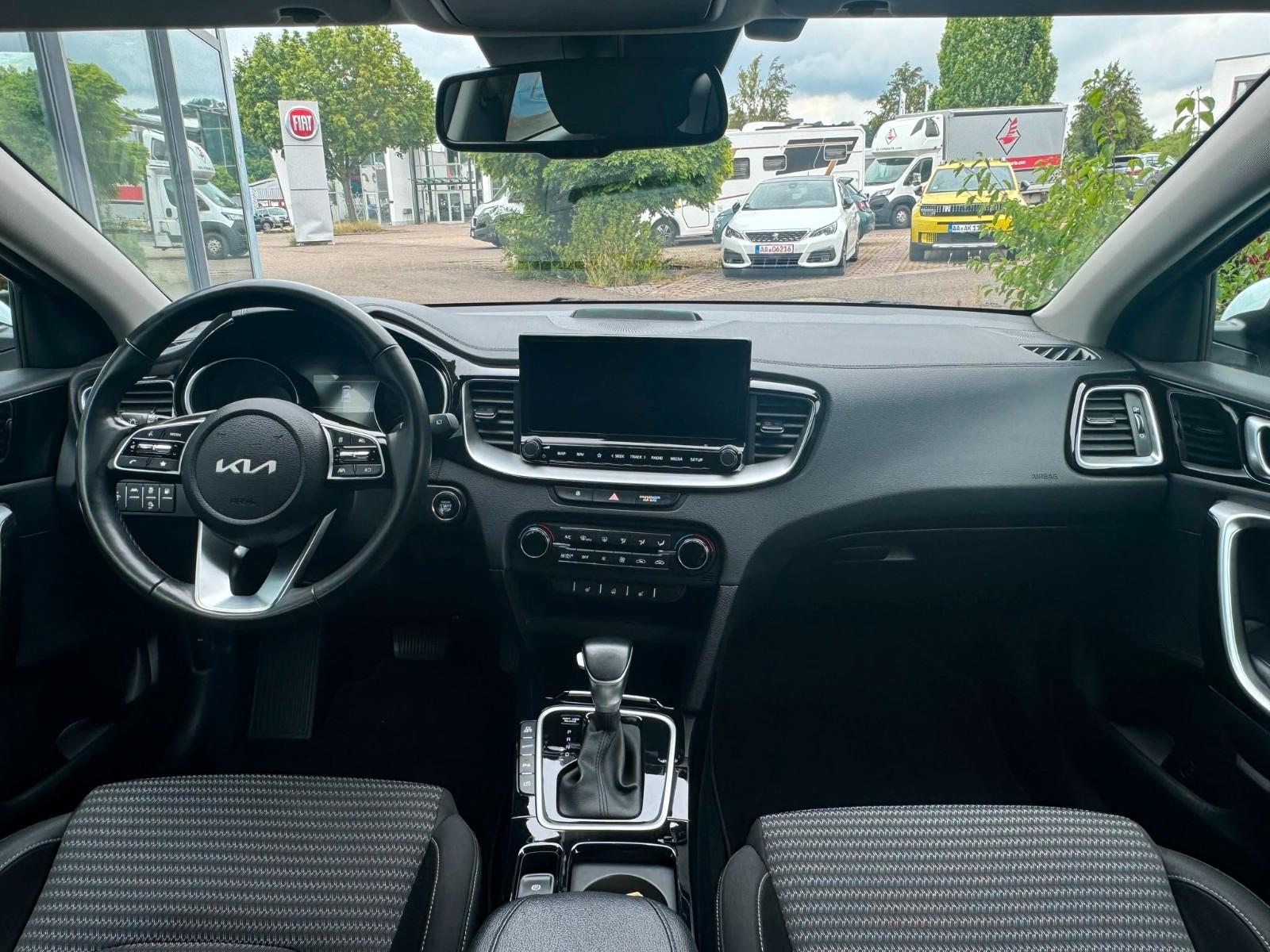 Kia Ceed Sportswagon Plug-in Hybrid Vision