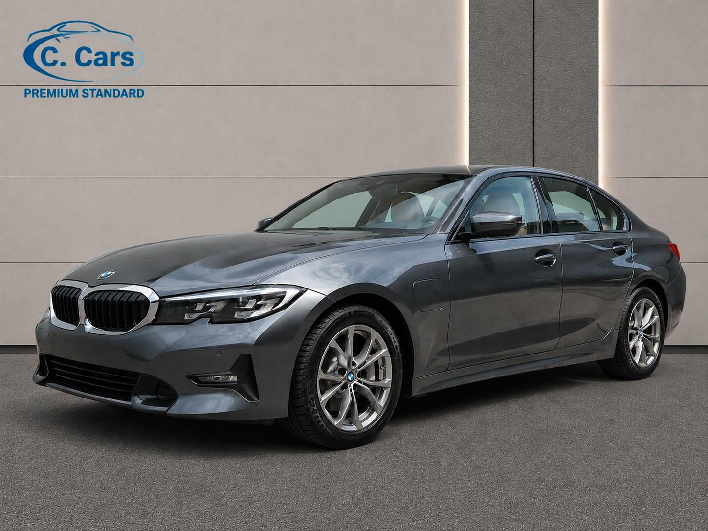 BMW 330 e Sport.Line,S.dach,Cam,Digital,Profi,Assis
