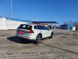 Volvo V60 Cross Country D4 AWD Geartronic - - silberne Volvo V60 Cross Country