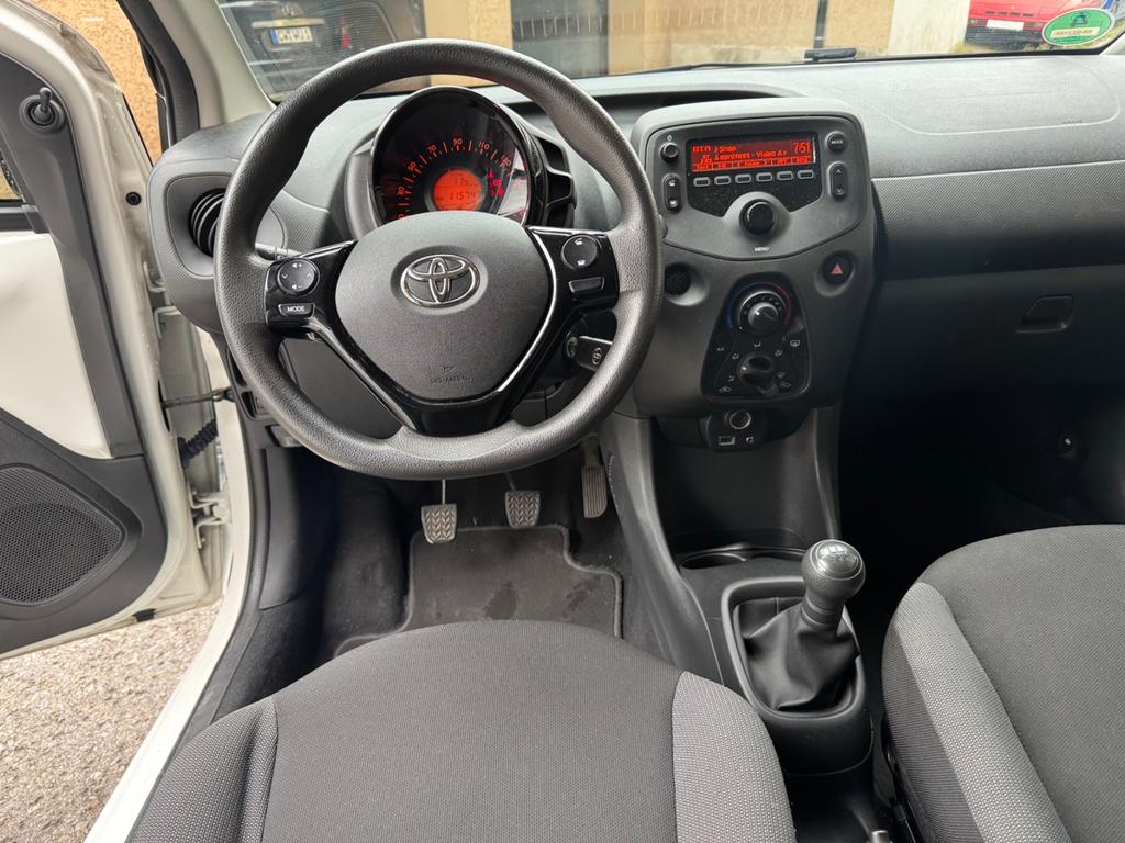 Toyota Aygo (X)