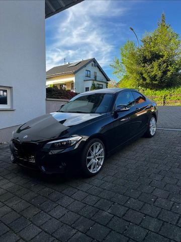 BMW 218