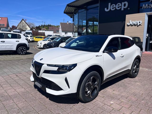 Alfa Romeo Junior Ibrida 1.2 VGT -Hybrid 107 Sport Speciale