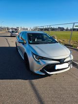Toyota Corolla 2,0 Hybrid Lounge Touring Sports Lounge - Toyota Corolla mit Benzin-Antrieb: Kombi